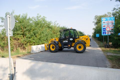 jcb4